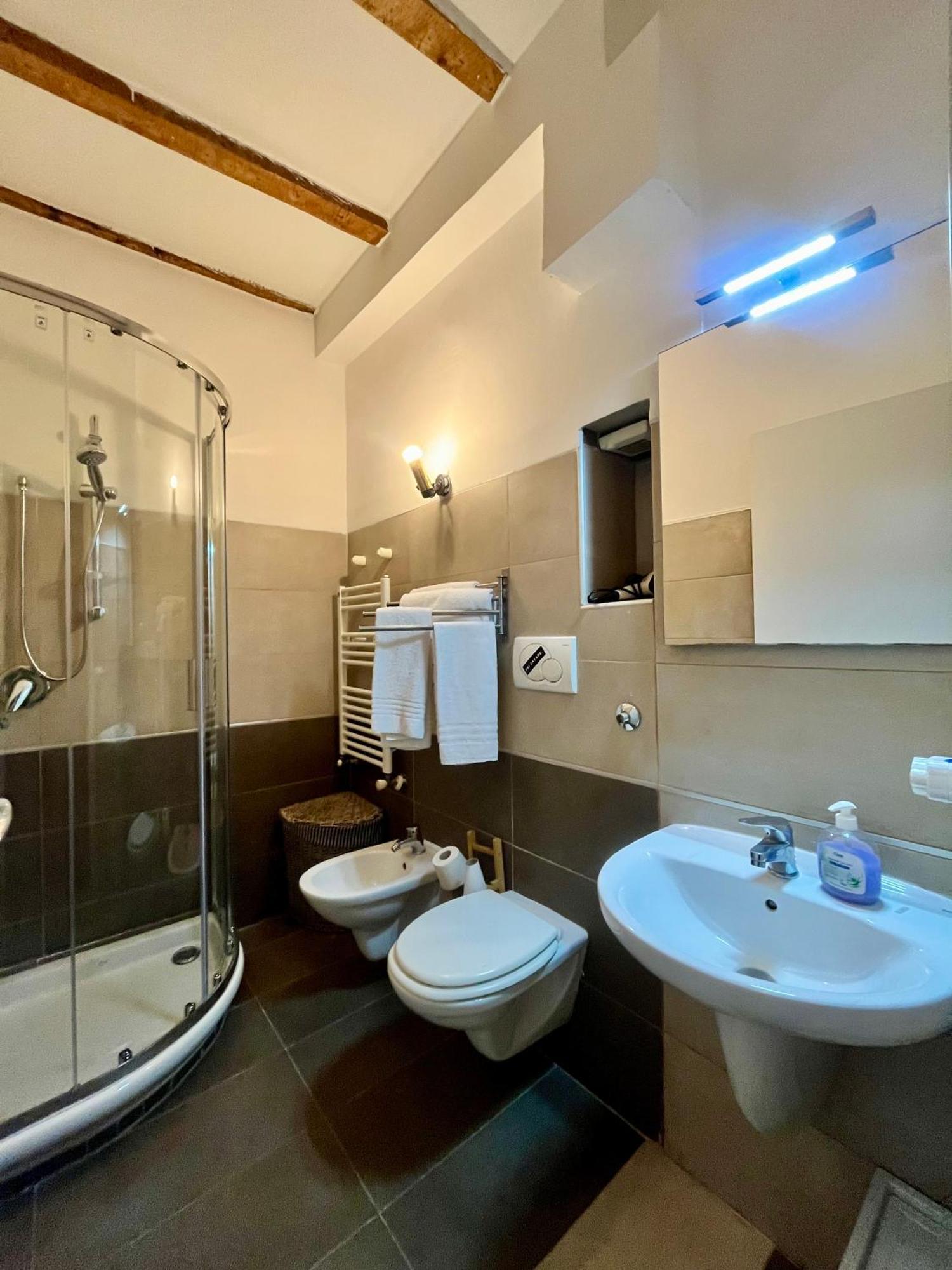 Charming Ringhiera Studio Milan Exterior photo
